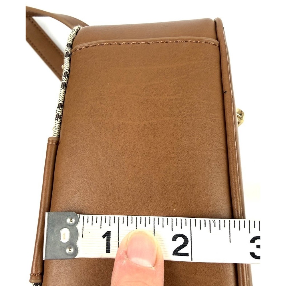 Tommy Hilfiger Signature Belt Bag Crossbody Camera Bag Monogram Canvas NWT - Picture 11 of 11